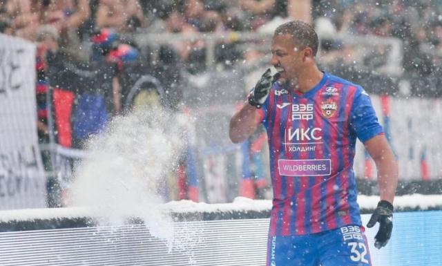 世界杯直播客户端下载-龙东谈加盟俄超：为赚钱才来中国 是时候回归了