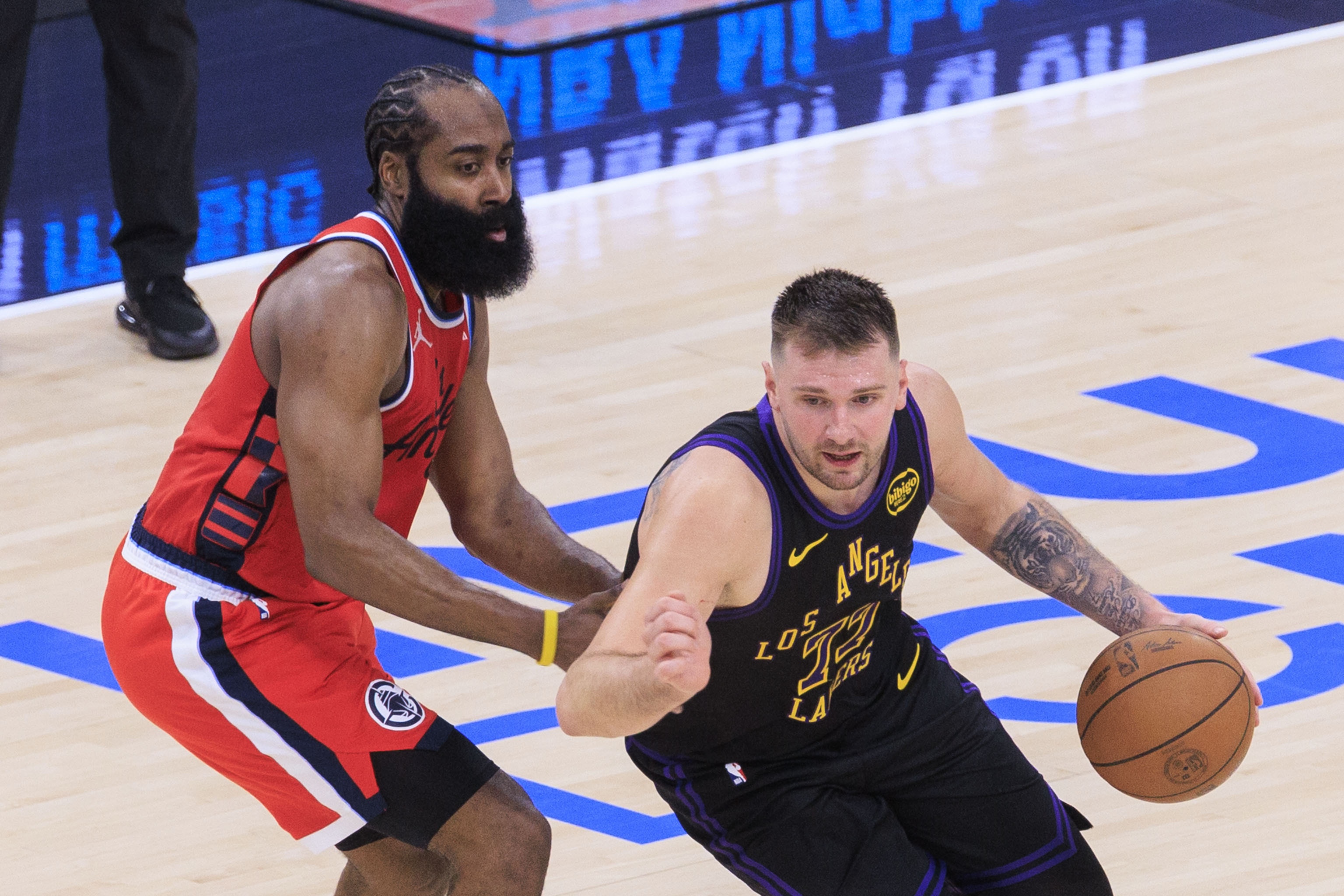 世界杯高清赛事入口-每次单打得分：东契奇1.17分第1 SGA2 骑士哈登1.15分第3 快船登8